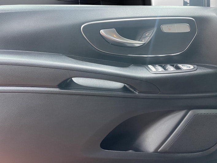 Vehicle image MERCEDES-BENZ MARCO POLO