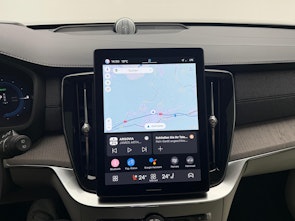 Vehicle image VOLVO XC90 2.0 T8 TE Ultra Dark eAWD