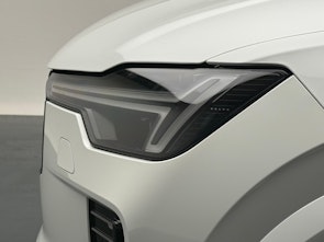 Vehicle image VOLVO XC90 2.0 T8 TE Ultra Dark eAWD