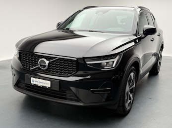 Vehicle image VOLVO XC40 2.0 B4 MH Plus Dark