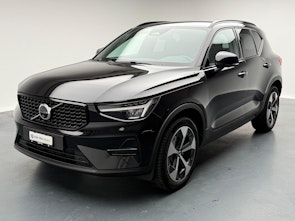 Vehicle image VOLVO XC40 2.0 B4 MH Plus Dark