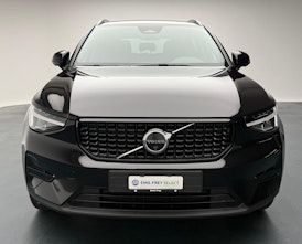 Vehicle image VOLVO XC40 2.0 B4 MH Plus Dark