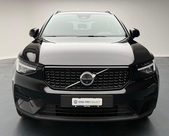 Vehicle image VOLVO XC40