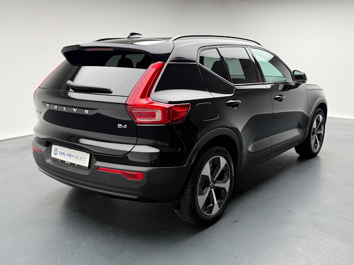 Vehicle image VOLVO XC40