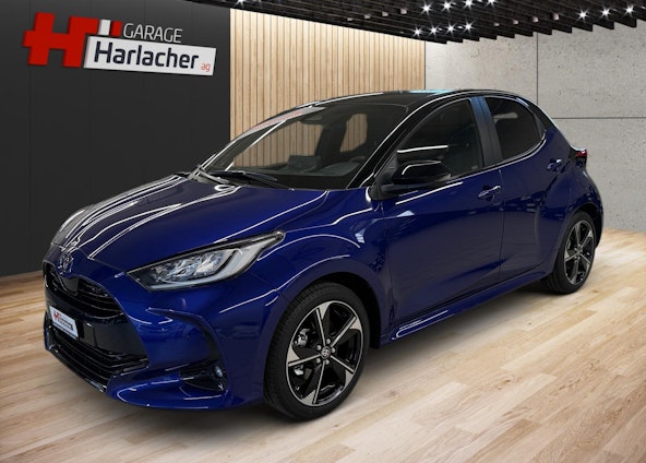 First vehicle image First vehicle image