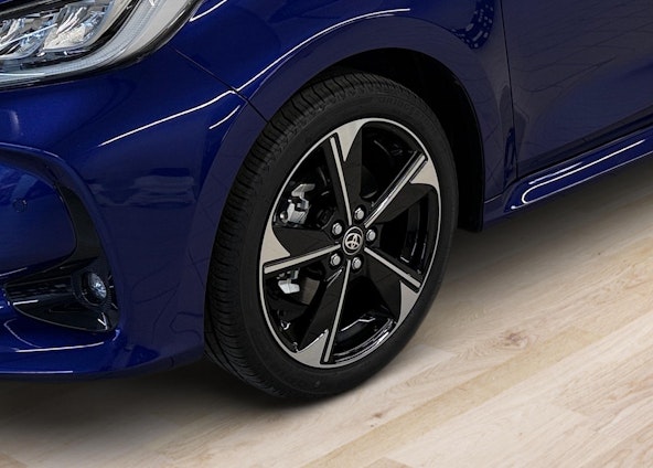 Vehicle image 9 Vehicle image 9