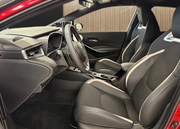 Vehicle image 10 Vehicle image 10