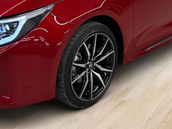 Vehicle image 9 Vehicle image 9