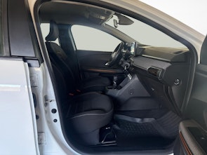 Vehicle image DACIA Sandero 1.0 TCe Stepway Comfort + Ruote invernali