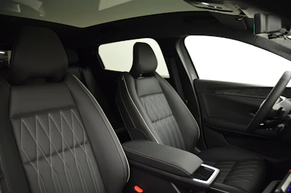 MITSUBISHI ECLIPSE CROSS 11