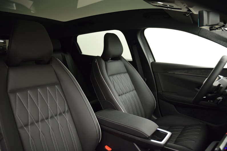 Vehicle image MITSUBISHI ECLIPSE CROSS