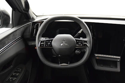MITSUBISHI ECLIPSE CROSS 16