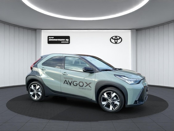 Vehicle image 3 Vehicle image 3