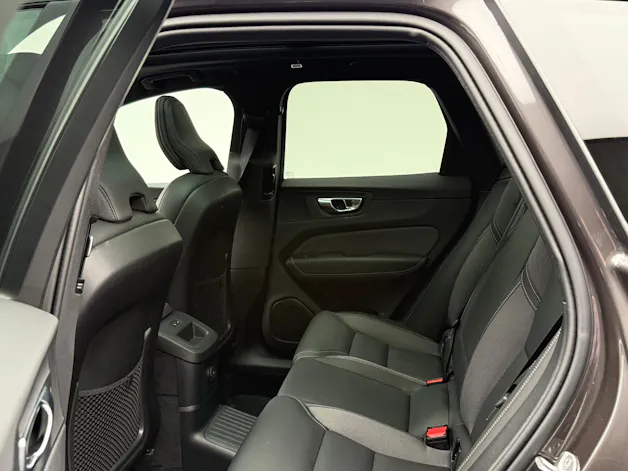 Volvo XC60 2.0 T8 TE Plus Dark eAWD