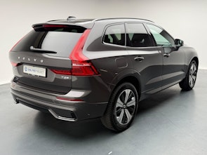 Vehicle image VOLVO XC60 2.0 T8 TE Plus Dark eAWD