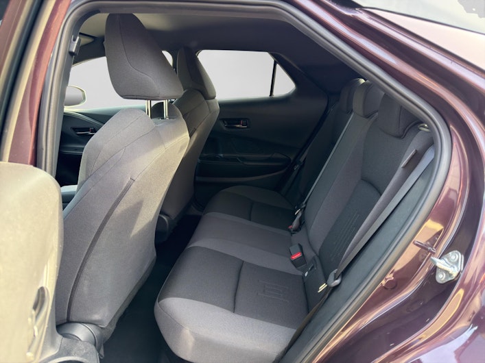 Vehicle image TOYOTA C-HR