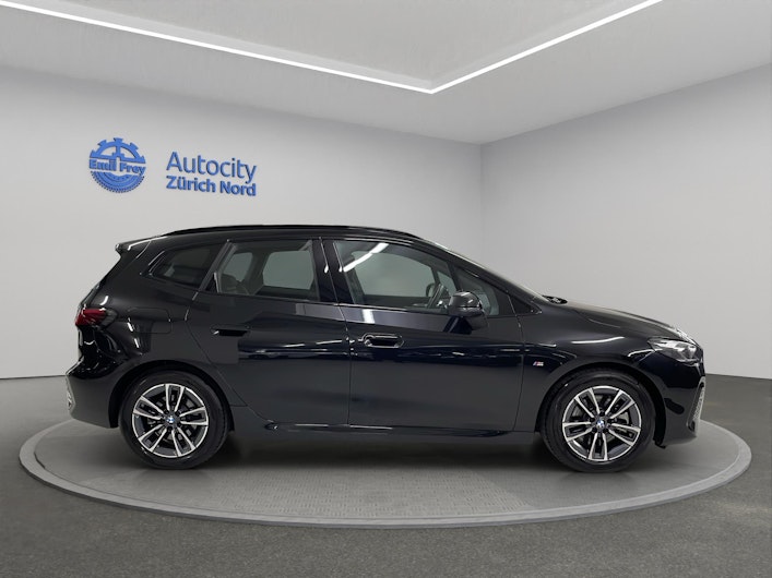 Vehicle image BMW 2 SERIES