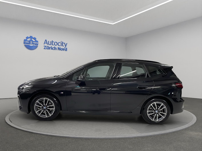 Vehicle image BMW 2 SERIES