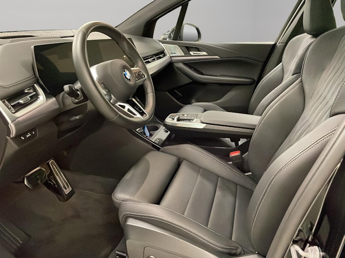 Vehicle image BMW 2 SERIES