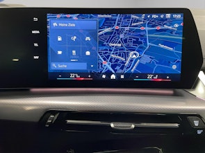 Vehicle image BMW 223i xDrive SDKG Active Tourer