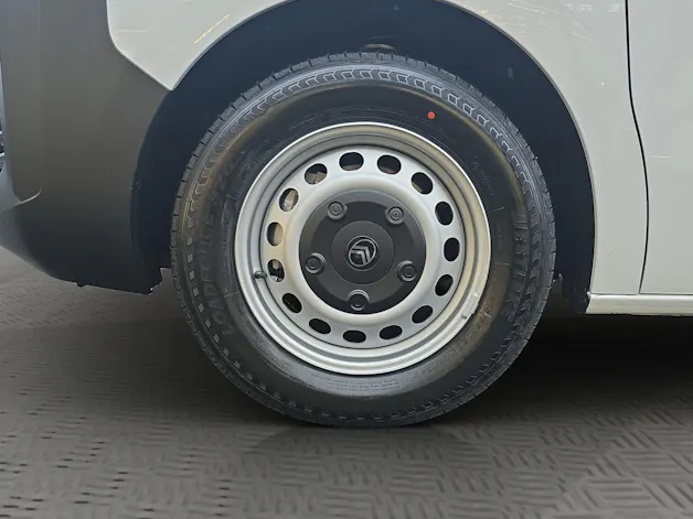 Citroën e-Jumpy Kaw. M 75 kWh First