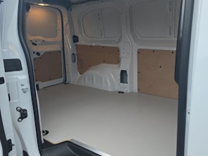 Vehicle image CITROEN e-Jumpy Kaw. M 75 kWh First