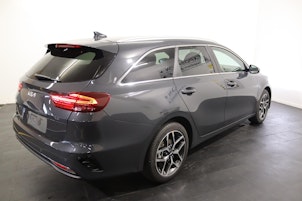 Vehicle image KIA Ceed SW 1.5 T-GDi MHEV Power