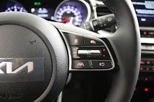 Vehicle image KIA Ceed SW 1.5 T-GDi MHEV Power