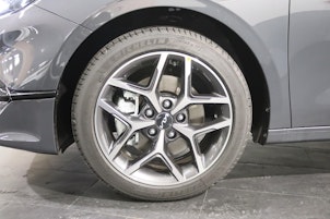 Vehicle image KIA Ceed SW 1.5 T-GDi MHEV Power