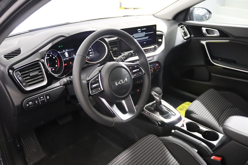 Vehicle image KIA CEED