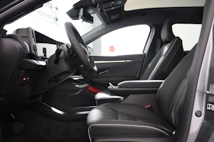 Vehicle image MITSUBISHI Eclipse Cross Instyle