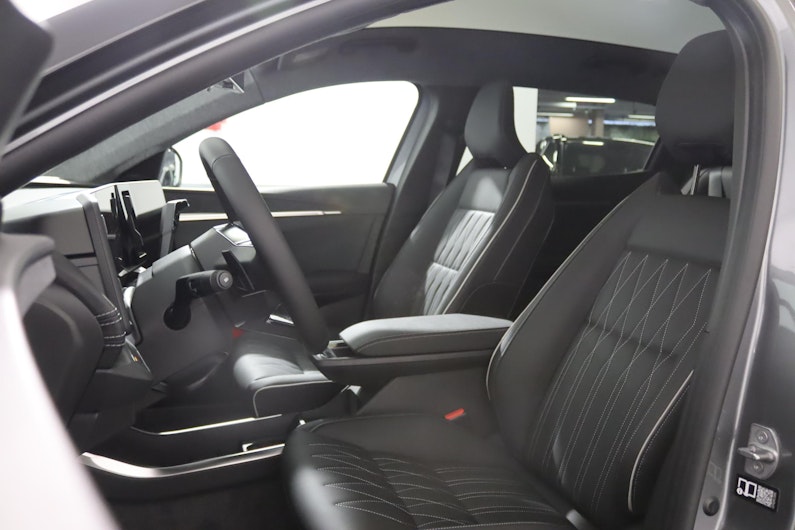 Vehicle image MITSUBISHI ECLIPSE CROSS