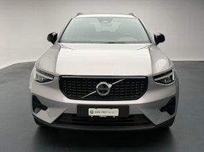 Vehicle image VOLVO XC40 2.0 B3 MH Plus Dark