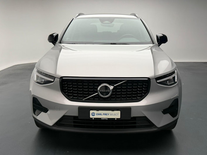 Vehicle image VOLVO XC40