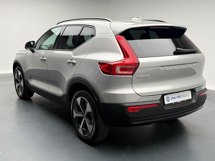 Vehicle image VOLVO XC40