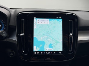 Vehicle image VOLVO XC40 2.0 B3 MH Plus Dark