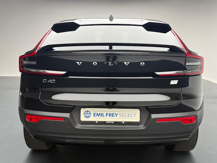 Vehicle image VOLVO C40