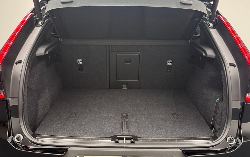 Vehicle image VOLVO C40