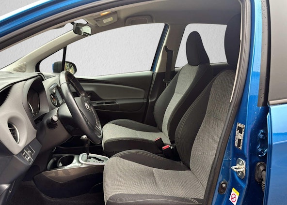 Vehicle image 2 Vehicle image 2