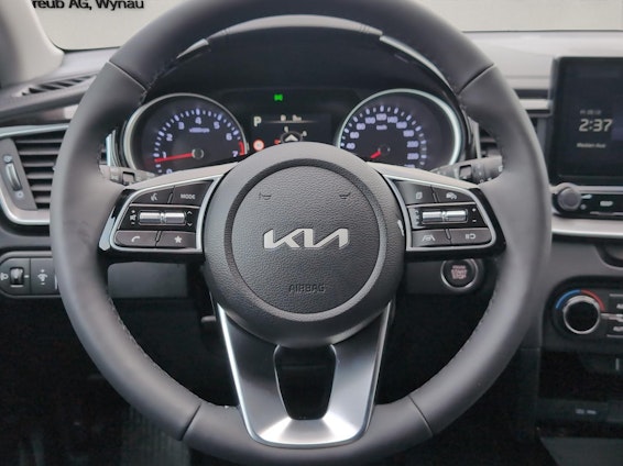 Vehicle image 9 Vehicle image 9