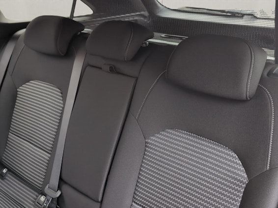 Vehicle image 16 Vehicle image 16