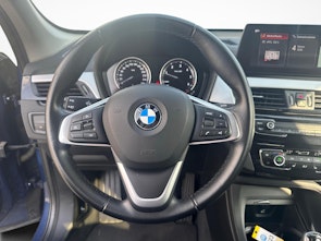Fahrzeugbild BMW X1 18d xDrive
