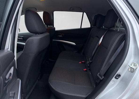 Vehicle image 6 Vehicle image 6