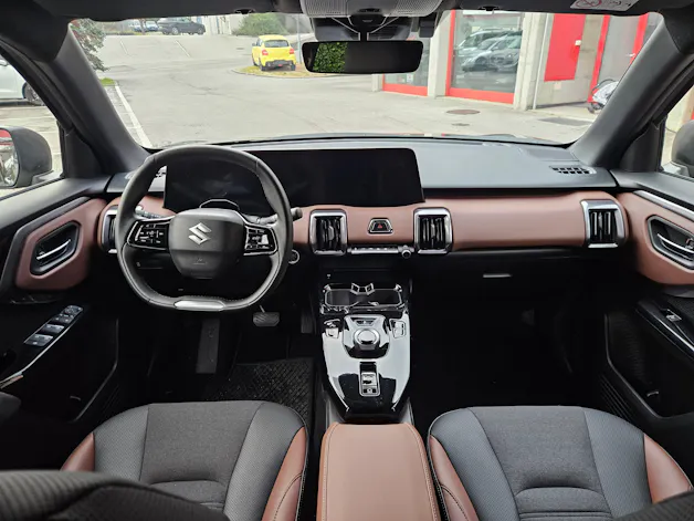 Suzuki e Vitara Compact Top 4x4