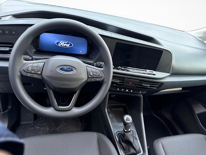 Vehicle image FORD TRANSIT CONNECT