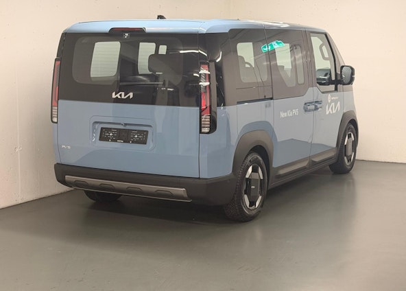 Vehicle image 12 Vehicle image 12