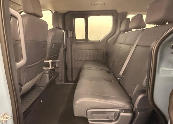 Vehicle image 9 Vehicle image 9