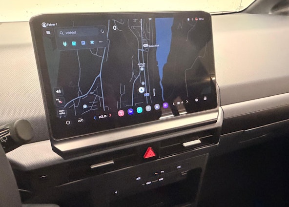 Vehicle image 6 Vehicle image 6