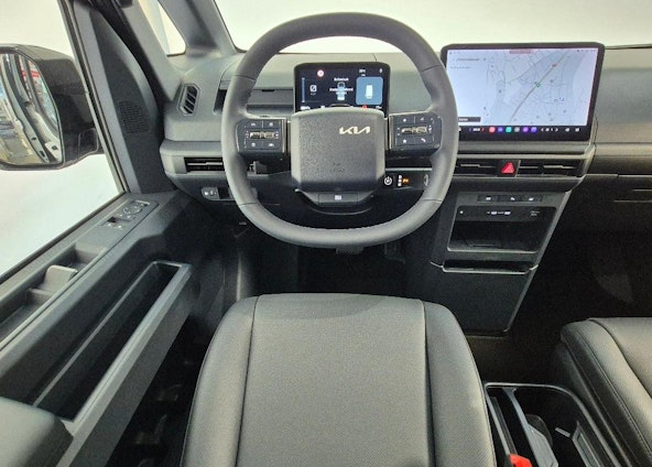 Vehicle image 9 Vehicle image 9