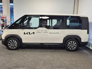 Kia PV5 Passenger 71.2 kWh Plus